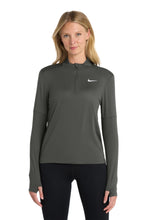 Load image into Gallery viewer, Nike Women's Dri-FIT Element 1/2-Zip Top NKDH4951