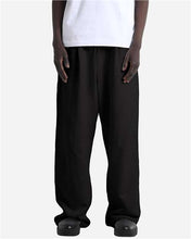 Load image into Gallery viewer, Unisex Garment-Dyed Pleated Pants
